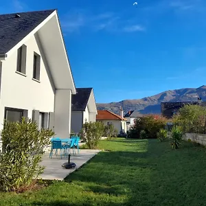 Hébergement de vacances Les Lys Fleurs Des Pyrenees, Argelès-Gazost